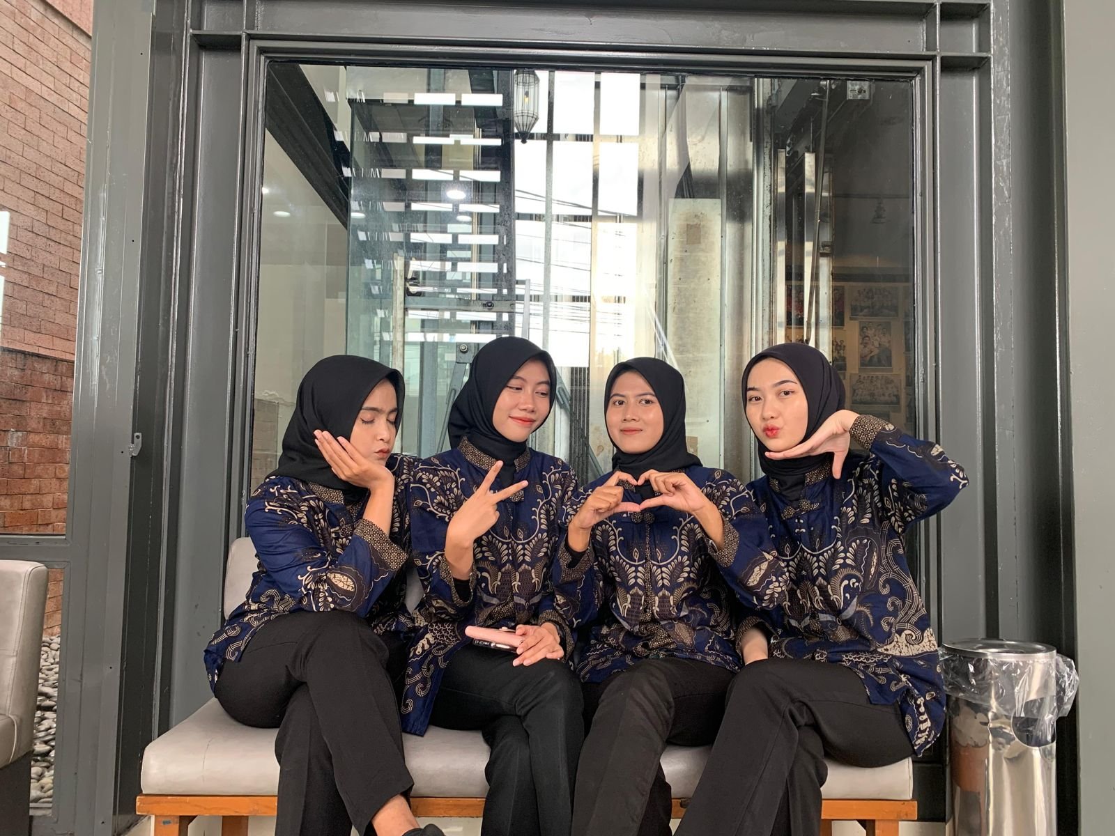 Siswi LPK Ichihara Jaya