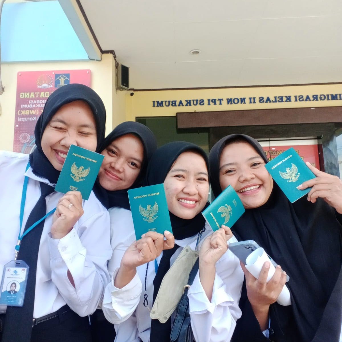 pengurusan paspor job jahit